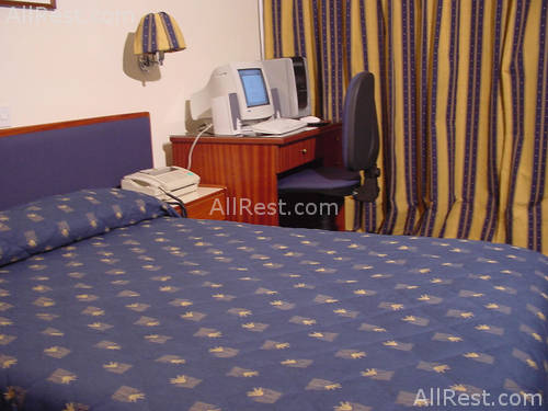 Ajax Hotel 11